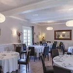 Otel Domaine Du Val De Ceze 3*