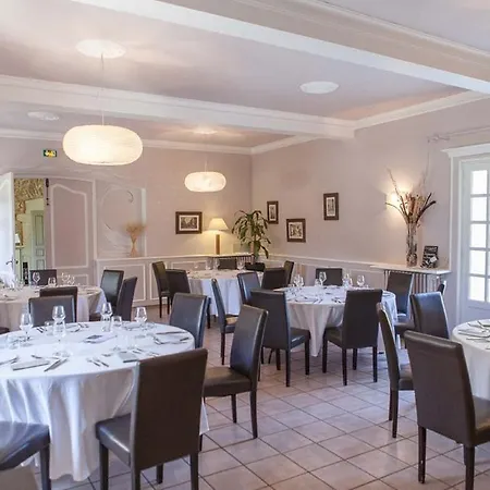 Domaine Du Val De Ceze Hotel