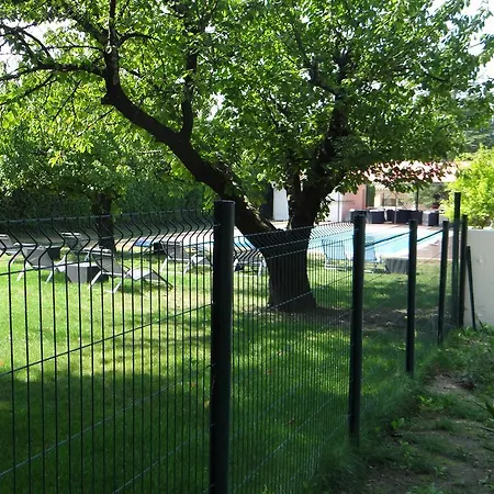 Domaine Du Val De Ceze Bagnols-sur-Cèze