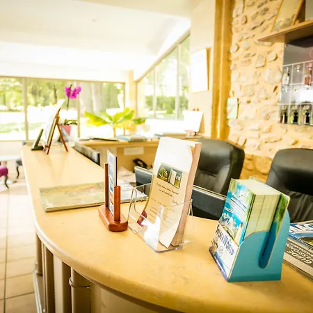 Hotel Domaine Du Val De Ceze 3*