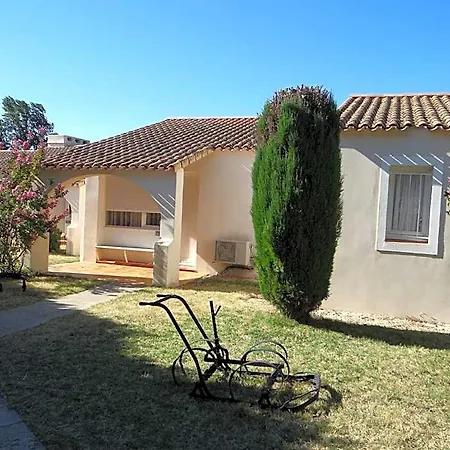 Domaine Du Val De Ceze Hotel 3*