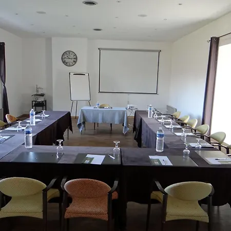 Domaine Du Val De Ceze Hotel 3*