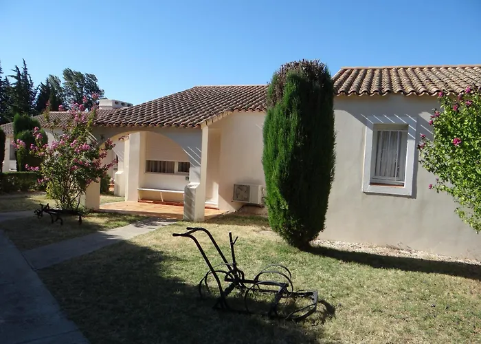 Hotel Domaine Du Val De Ceze 3*