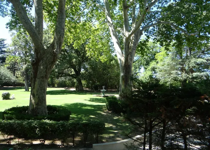 Domaine Du Val De Ceze 3* Bagnols-sur-Ceze